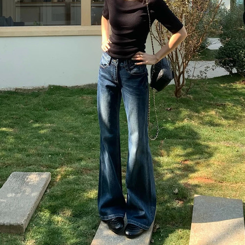 复古微喇叭牛仔裤女春夏宽松直筒