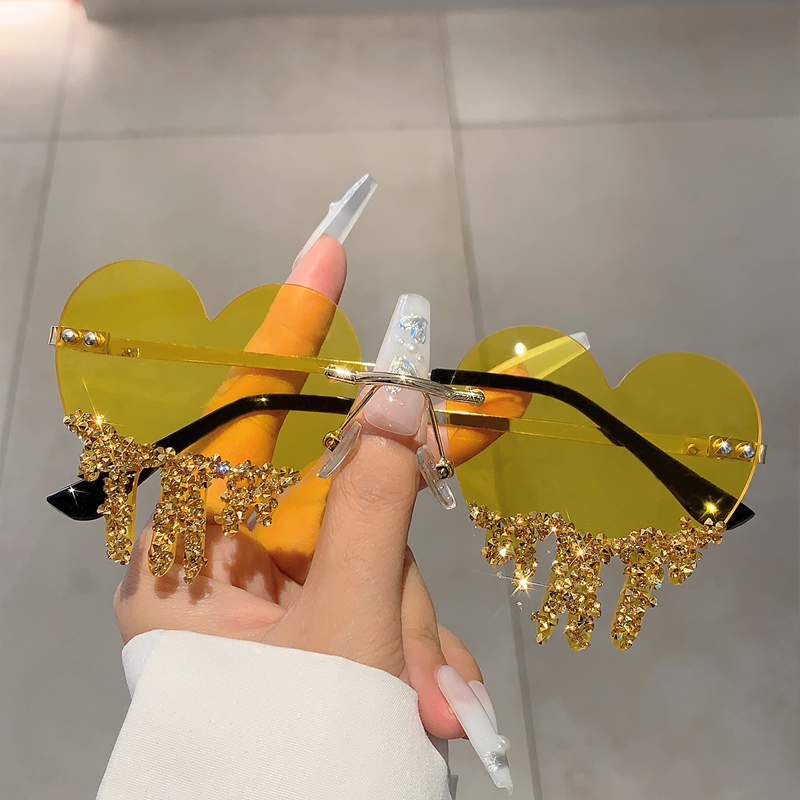 KAMMPT防晒爱心型时尚女太阳眼镜