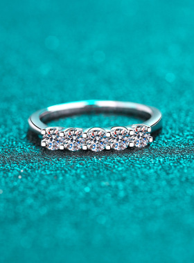 s925银镀18K金女镶嵌镀pt950铂金介子求婚简约50分莫桑石排戒戒指