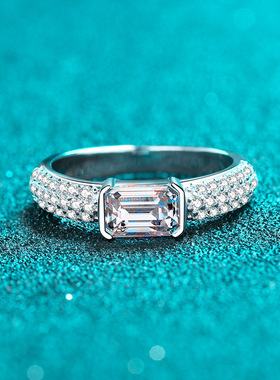 s925银镀18K金雷迪恩祖母绿切长方异形莫桑石镀pt950铂金戒指指环