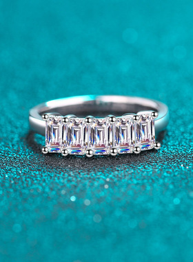 s925银镀18K金戒指女祖母绿切长方莫桑石指环镀pt950铂金介子简约