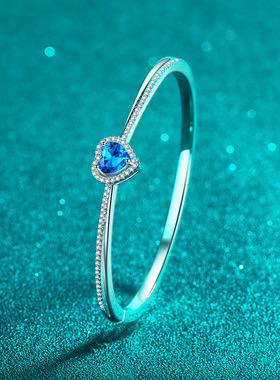 s925银镀18K金镀PT950铂金手镯宝蓝色莫桑石手链爱心包可爱手环