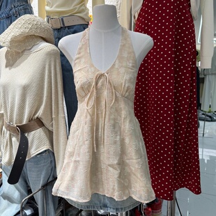 上衣26310 露背无袖 26法式 度假风吊带背心女辣妹纯欲提花挂脖小衫