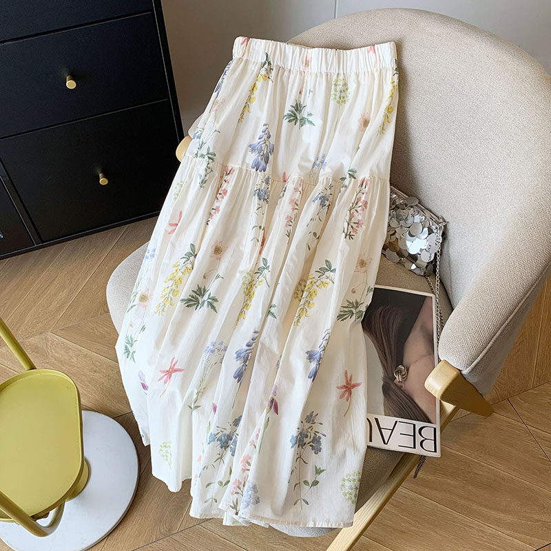 法式甜美碎花a字松紧腰白色百褶半身裙女夏季新款小个子中长裙子