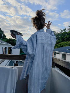 风格 新款 自定义 女夏季 设计感宽松衬衣 条纹BF风防晒衬衫 MOERSHOP