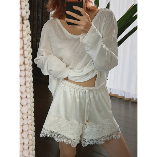 MOERSHOP “淇的法式精致哲学单品”特制蕾丝缎面松紧腰小短裤女