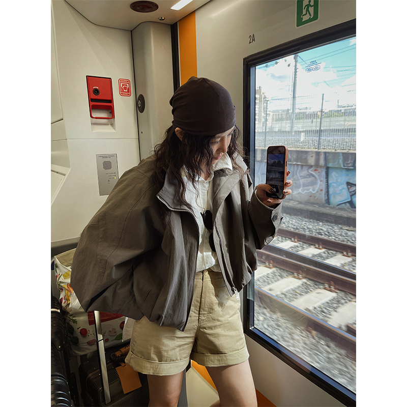 MOERSHOP 户外漫步 时尚轻户外舒适休闲短裤舒适通勤基础款裤子女