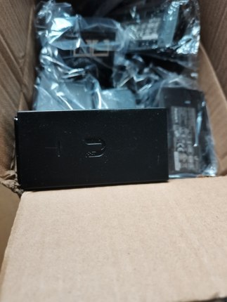 ubnt原装POE-24-24W    24V 0.5A电源，