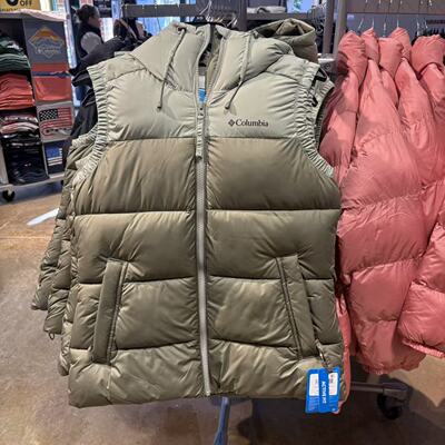 Columbia哥伦比亚女士户外休闲热反射保暖舒适连帽加厚棉服马甲