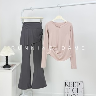 秋季高颜值假两件微喇裤V领褶皱显瘦瑜伽套装运动健身普拉提套装