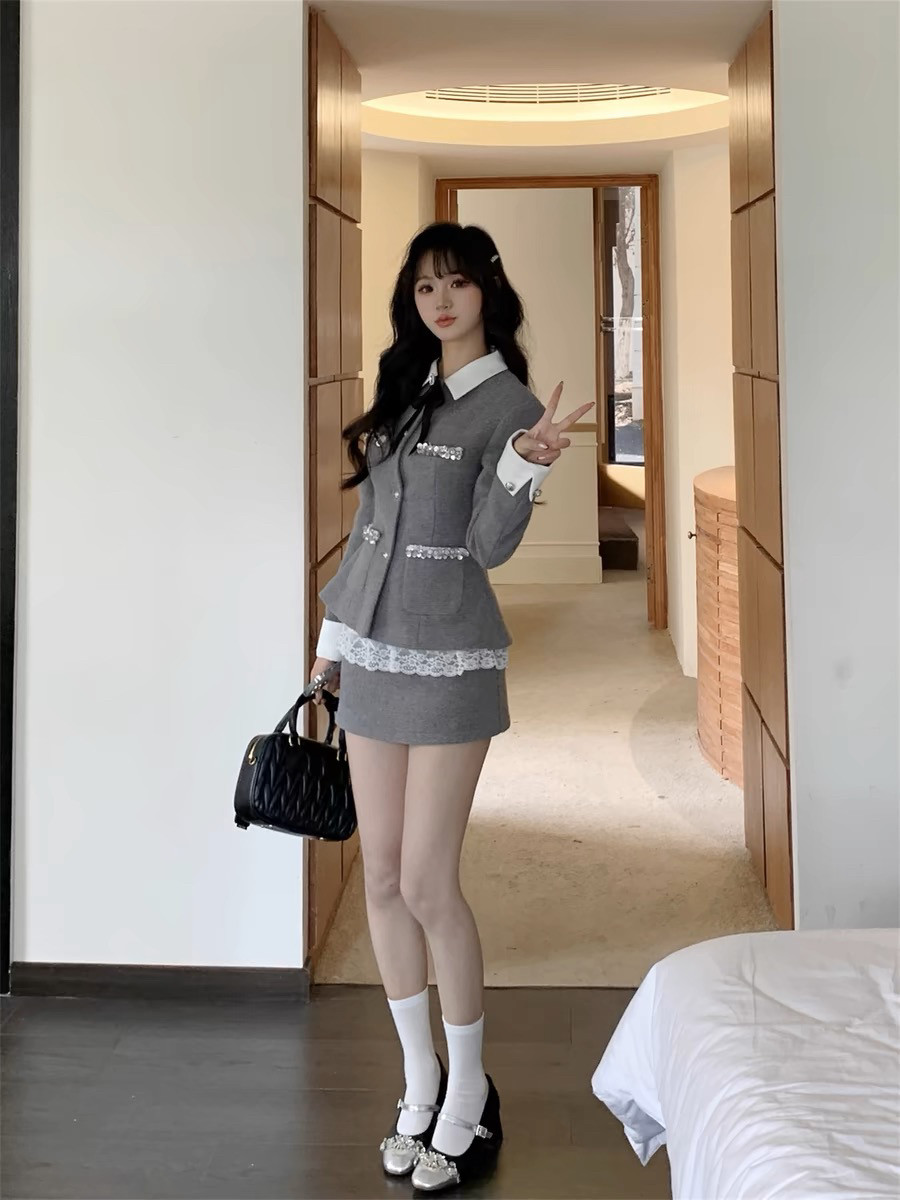 学院风韩系穿搭chic减龄收腰显瘦上衣半裙高级感气质洋气两件套装