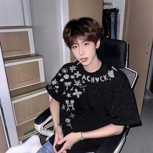 新款满天星高级感纯棉短袖T夏季男士个性百搭情侣衫P38图片