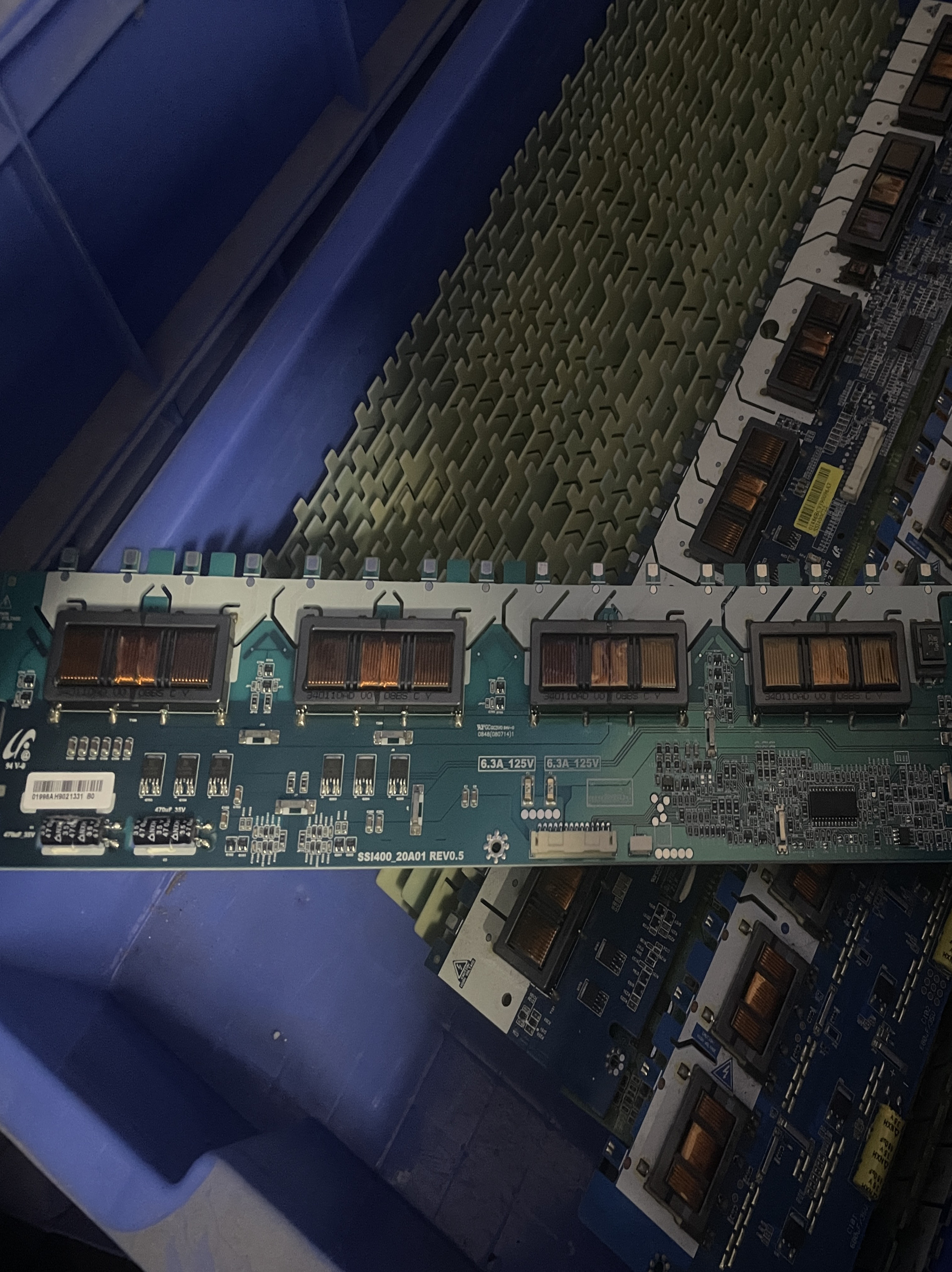 原装非代用TCL L40M9FR 高压板 背光板SSI400-20A01 SS1400-20A01