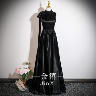 黑色年会挂脖晚礼服女2025新款轻奢高端钢琴声乐演出高级感主持人