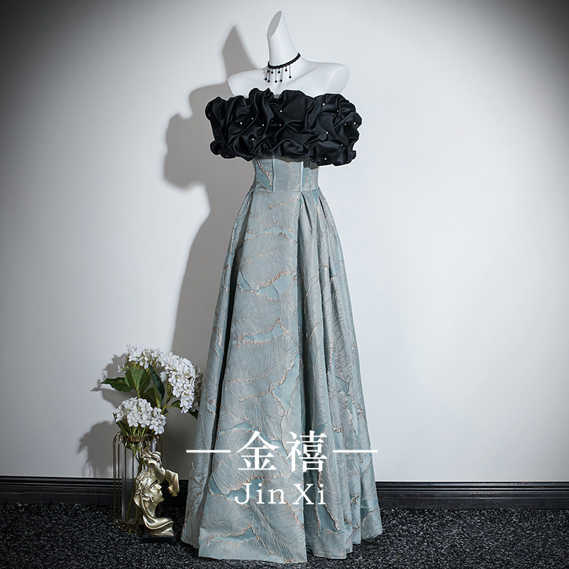 一字肩轻奢晚礼服女钢琴声乐主持图片