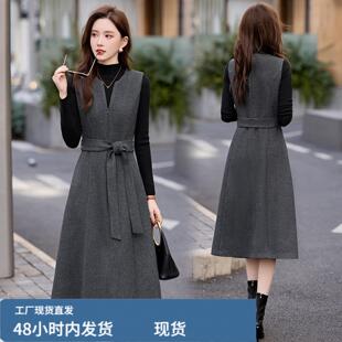 高端芼呢抱婴袋套装洋装女冬季小香风流行内搭打底呢子两件套裙子