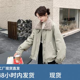 米灰色淡人羊羔毛拼接羽绒服2025新款女冬季休闲风保暖白鸭绒外套