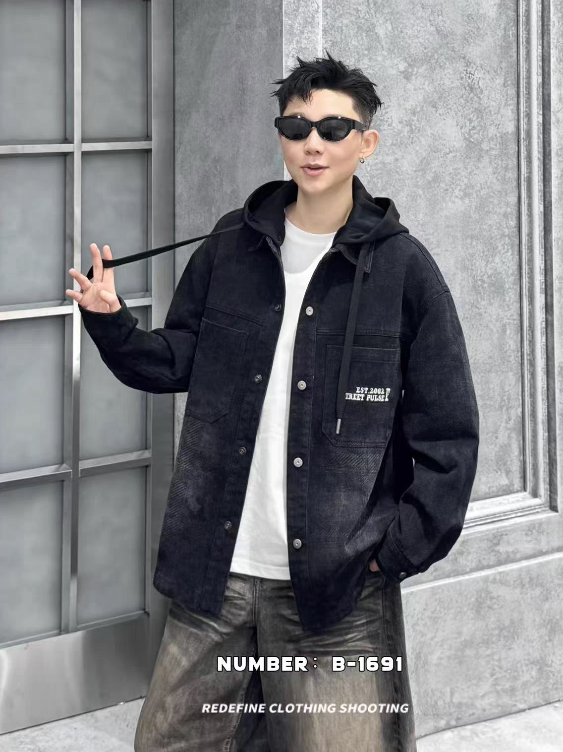 黑色牛仔衬衫男士长袖秋季新款宽松休闲百搭潮流翻领外套可拆卸帽