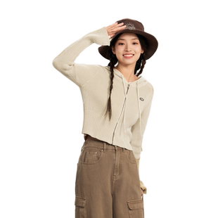 紫涵短款连帽拉链针织开衫女秋季新款休闲修身显瘦小个子毛衣外套