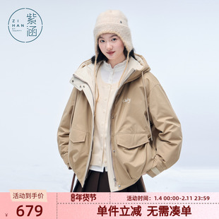 紫涵卡其色短款工装羽绒服女2025年冬季新款户外保暖连帽鸭绒外套