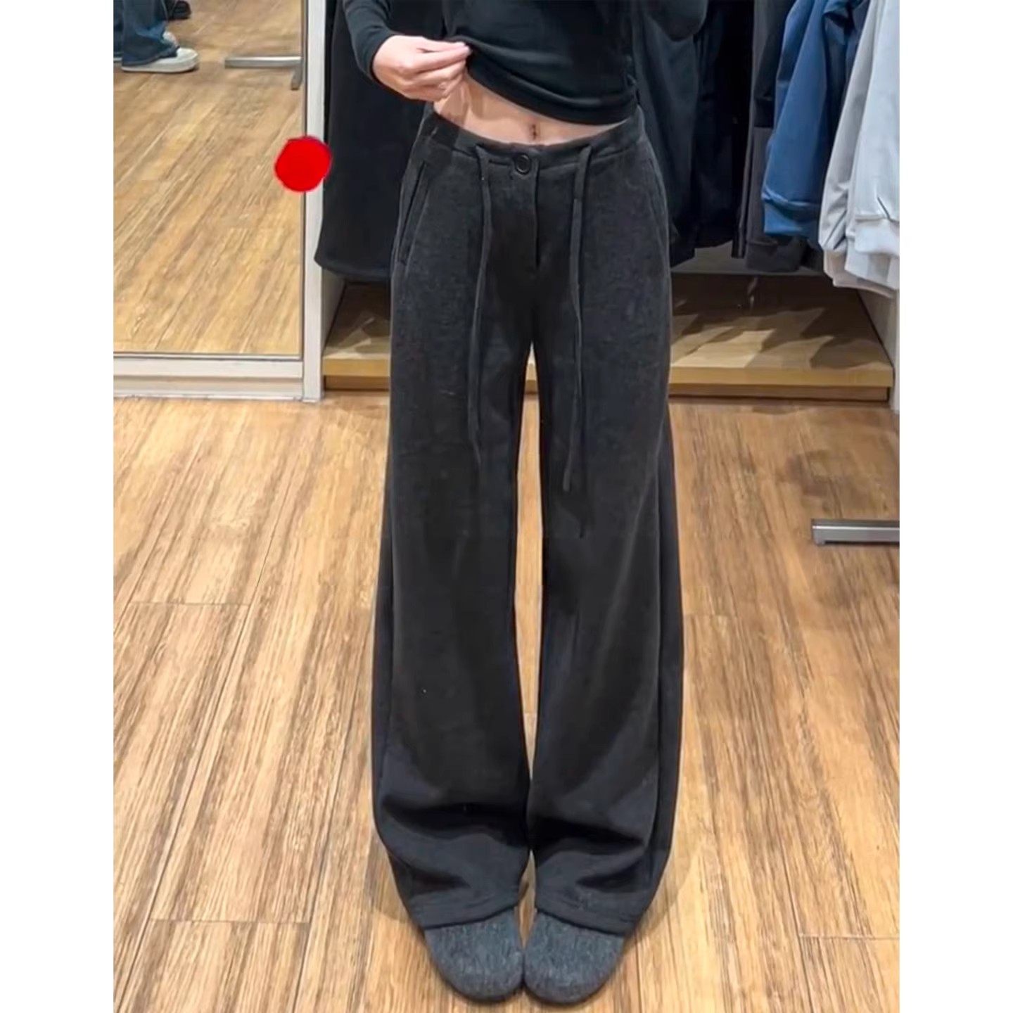 深灰色高腰抽绳纽扣休闲裤女春季2026年新款宽松垂感慵懒风阔腿裤,女装/女士精品,休闲裤,淘宝优惠券,粉丝福利购,淘宝优惠卷