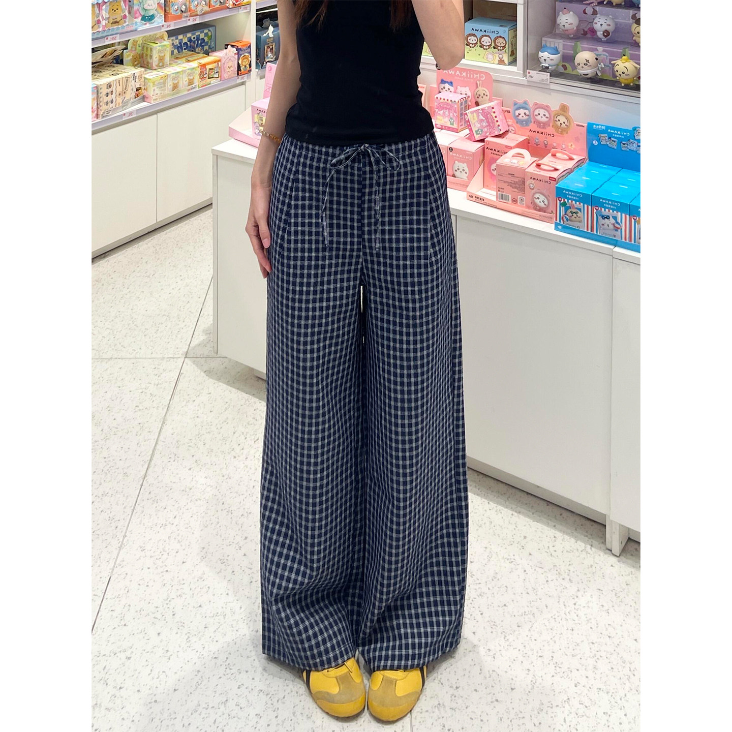 蓝色韩版木耳边格子休闲裤女2026夏季新款直筒高腰显瘦宽松阔腿裤