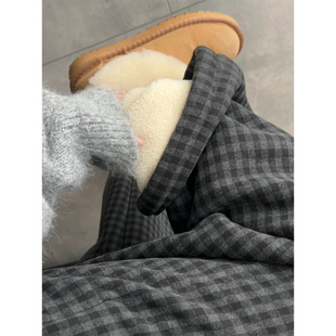 羊羔绒灰黑色格子裤女秋冬季2025新款高腰显瘦宽松加绒加厚阔腿裤