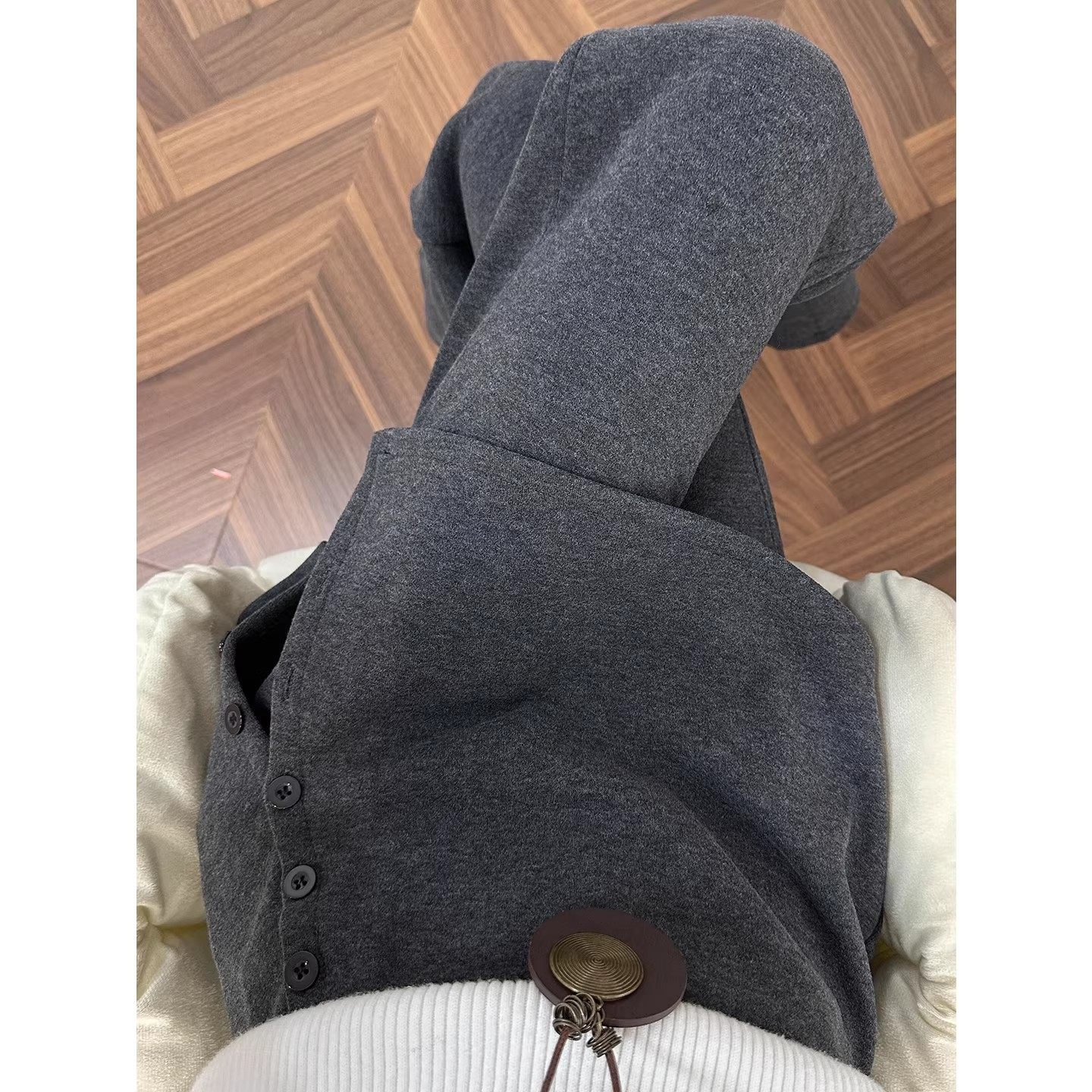 2026春季新款黑灰色纽扣开叉屁帘裤女高腰遮胯显瘦直筒毛呢阔腿裤,女装/女士精品,休闲裤,淘宝优惠券,粉丝福利购,淘宝优惠卷