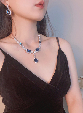 小众复古宫廷设计项链锁骨链女蓝色水滴造型吊坠锆石镶嵌气质套装