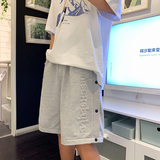 灰色