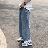 浅蓝色