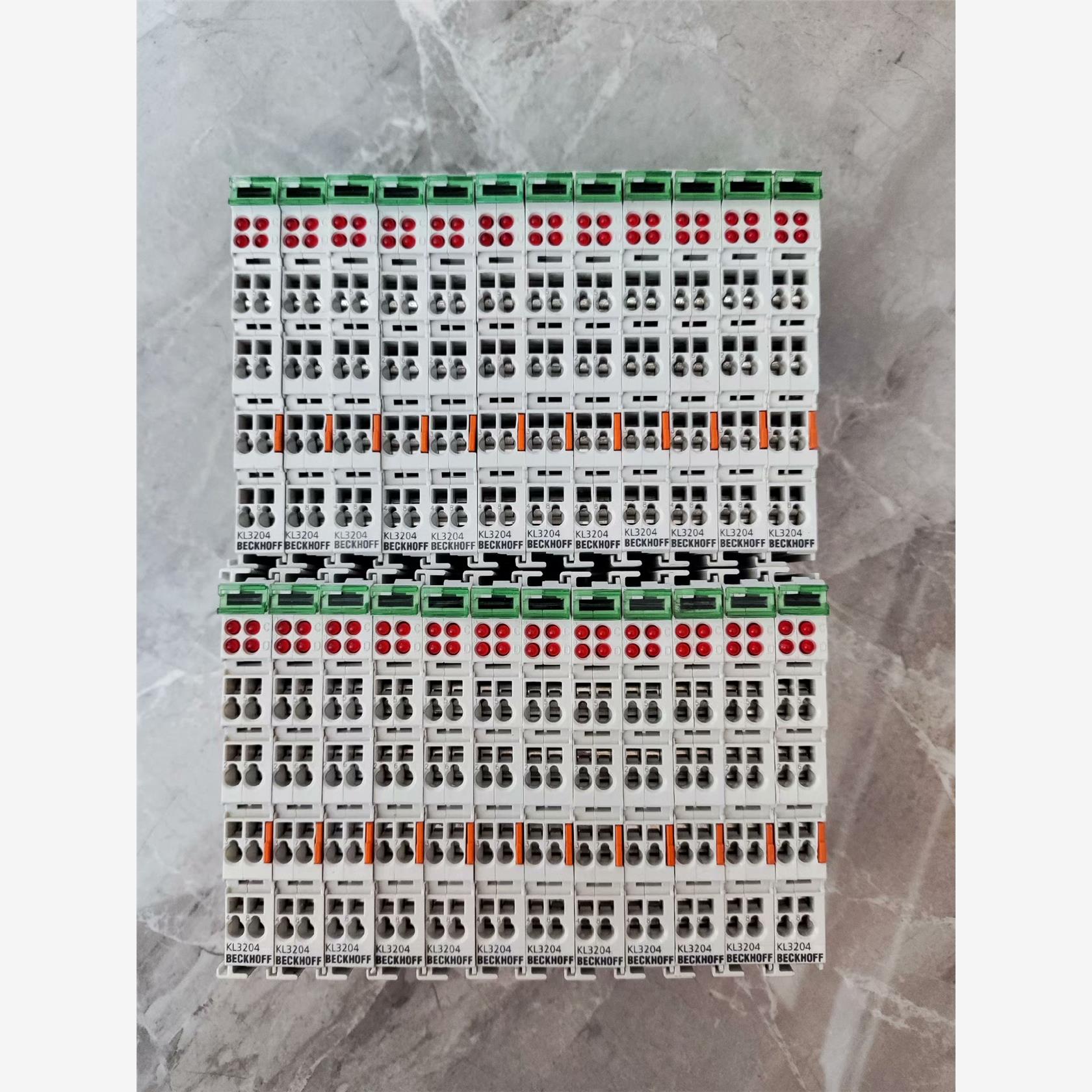 倍福拆机模块KL3204，成色不错新到货二十几个，有需要的联议价