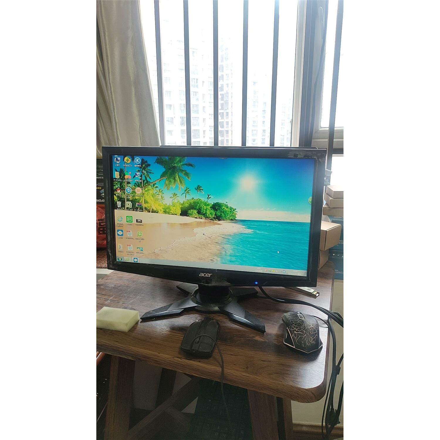 宏基g195hqv液晶显示器，VGA接口，带电源线，全国包邮