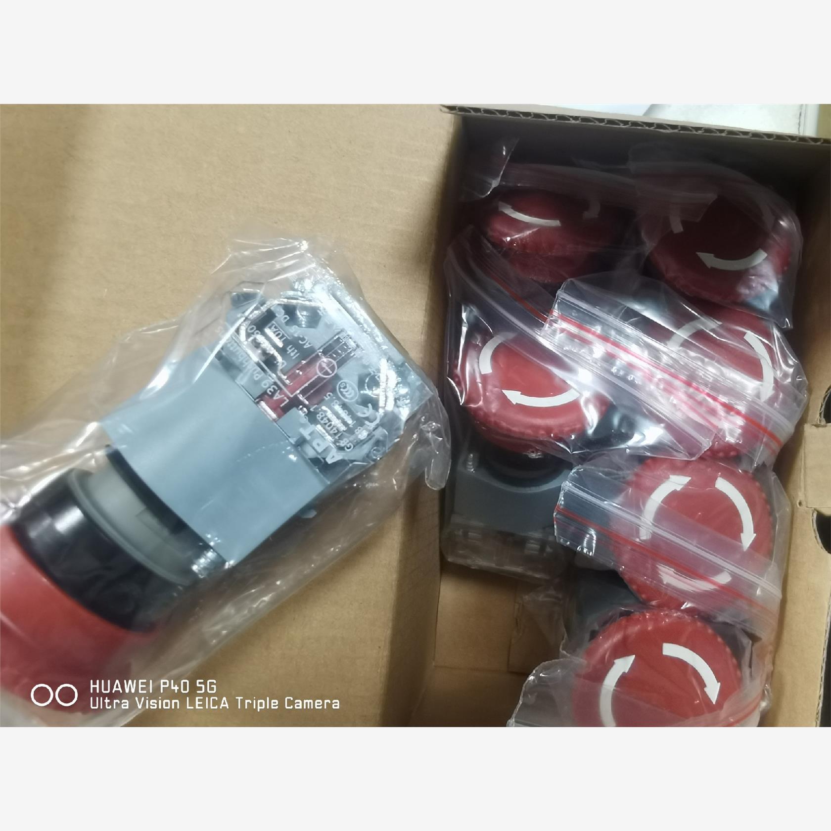 西门子APT急停开关LA39-B2-R02Z/R议价