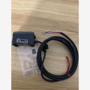 数量一个 无包装 实物图议价 50AP温度传感器 基恩士全新FT