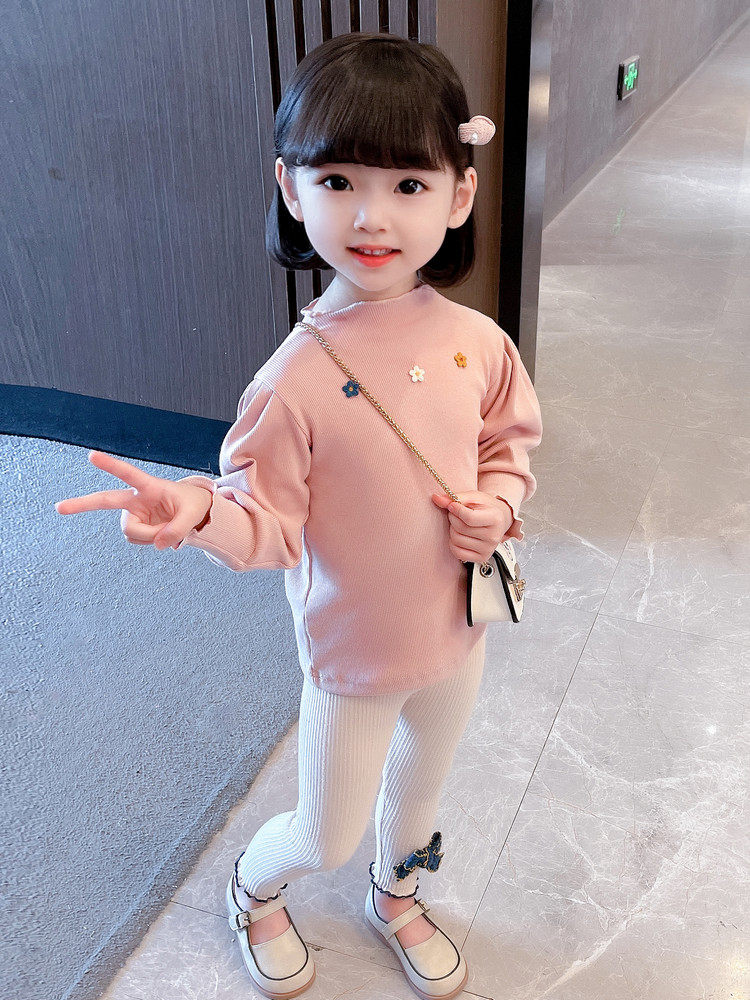 여자 가을 겨울 벨벳 바닥 셔츠 2024 봄 가을 새로운 스타일 퍼프 슬리브 탑 소녀 3 공주 슬리브 티셔츠 유행