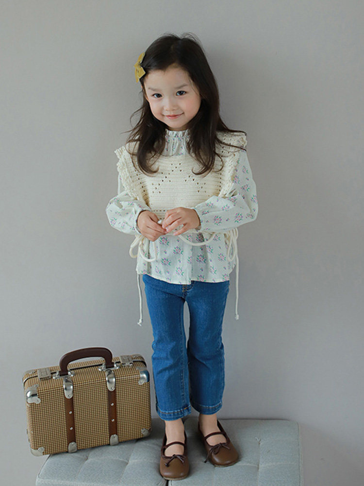 GIRLS AUTUMN JEANS 2024 AUTUMN CLOTHES NEW BABY GIRL FOREIGN KOREAN VERSION OF FOREIGN SLIM STRETCH BELL BOTTOMS TIDE