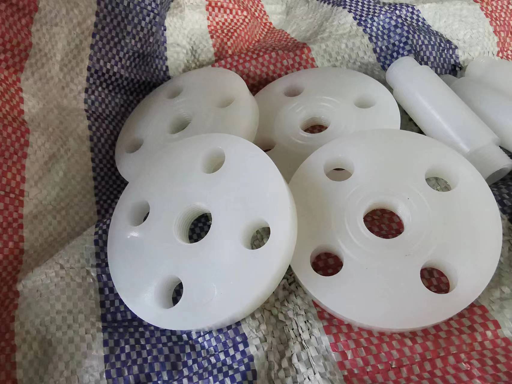 PVDF盲板南京法兰PTFE