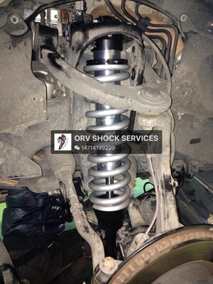 lc200 兰德酷路泽 陆巡  4000/4600/5700 FOX2英寸内置氮气减震器