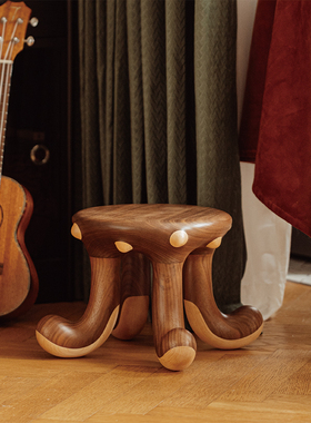 原上城小海怪原创设计高端实木圆凳家居摆件装饰创意礼品儿童椅