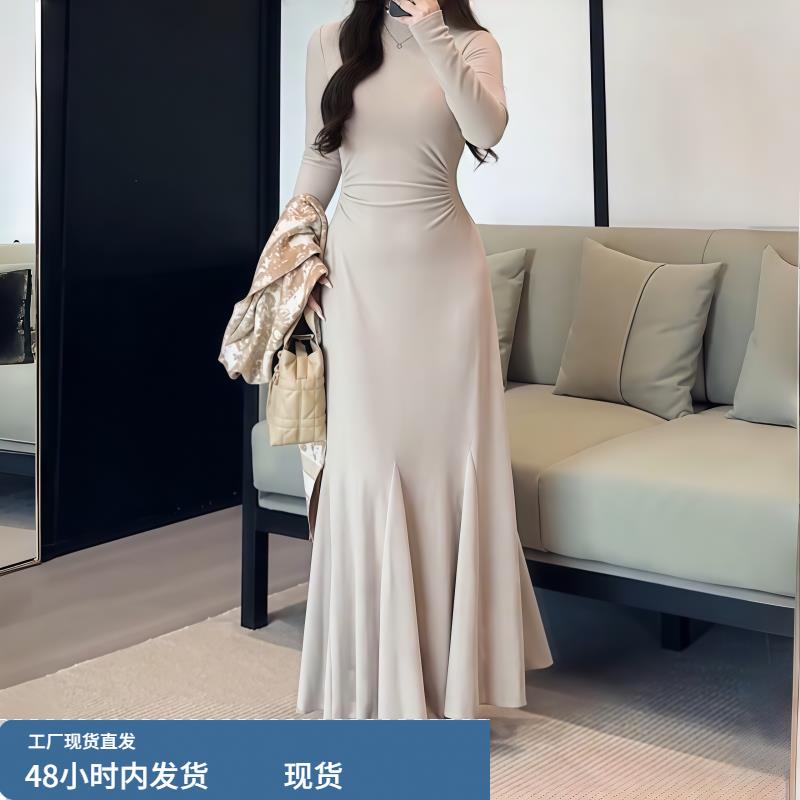 大码法式半高领褶皱收腰连衣裙女秋冬胖mm显瘦温柔风内搭打底长裙