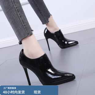 黑色高跟鞋女2024年新款秋冬细跟尖头防水台真皮裸靴春秋单靴短靴