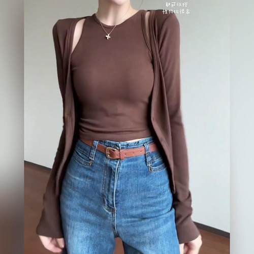 韩系辣妹风背心开衫外套两件套初秋2025新款高级感长袖针织上衣女