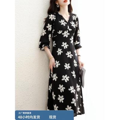 巨好看的早秋高端精致连衣裙女2025新款轻奢高级感气质款长袖裙子