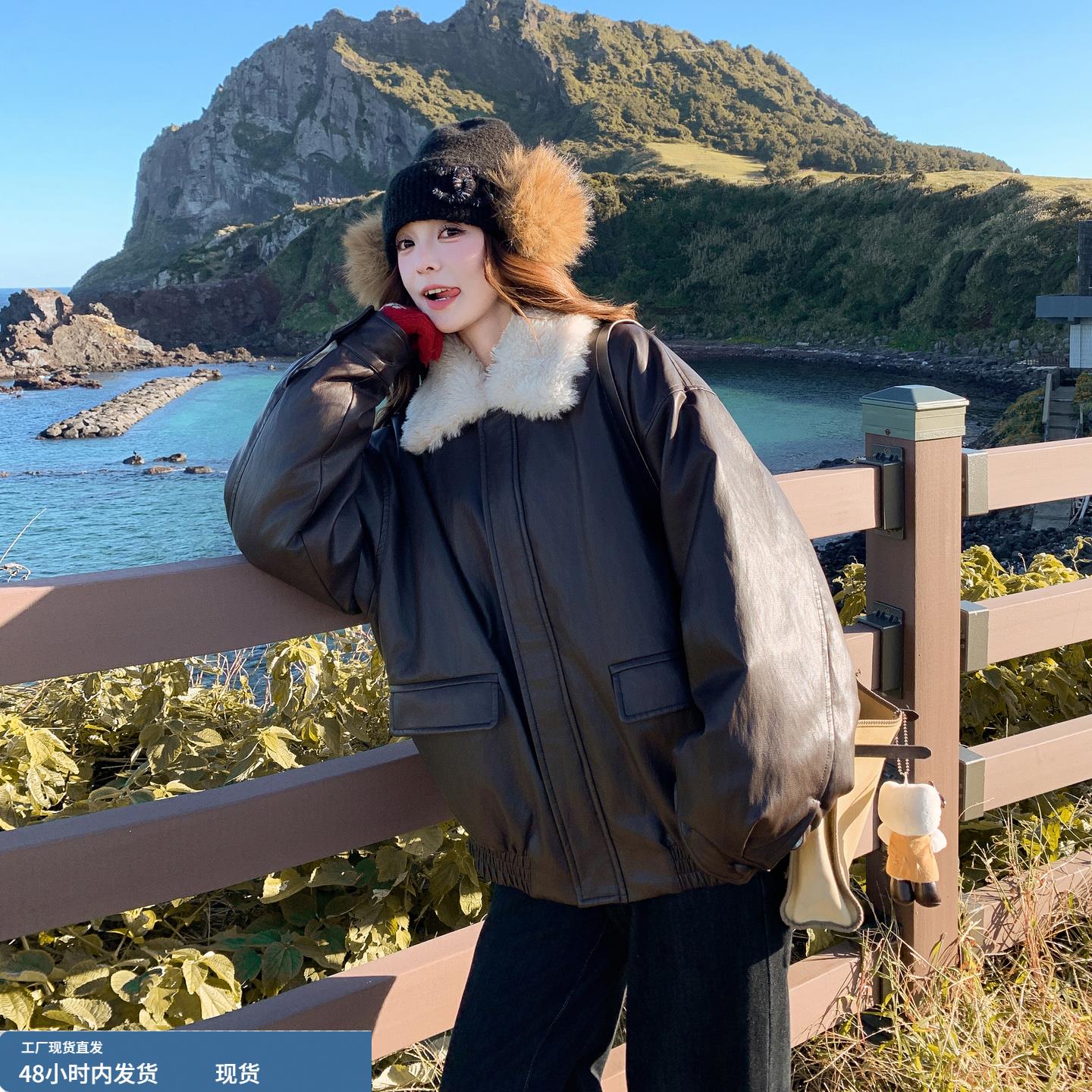 时髦感工装风毛绒翻领皮羽绒服女冬季2025年新款90白鸭绒内胆外套