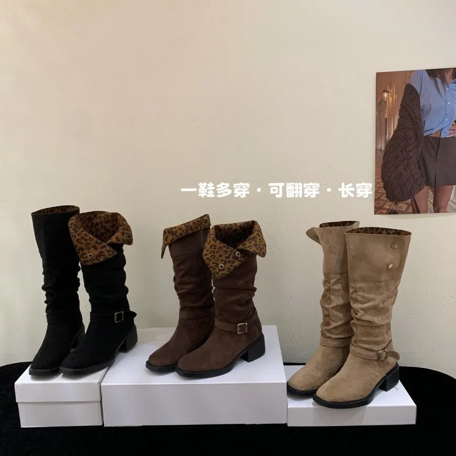 秋冬加绒保暖复古绒面轻便马丁靴女新款不过膝高筒长靴女