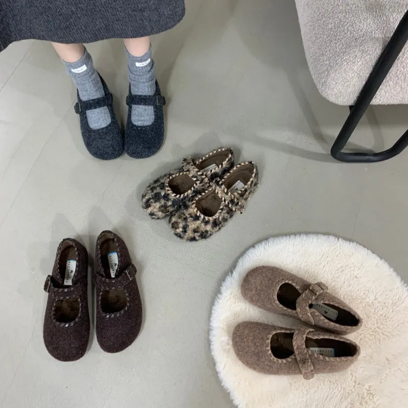 2025冬季新款复古加绒保暖勃肯鞋女圆头内增高软底玛丽珍鞋