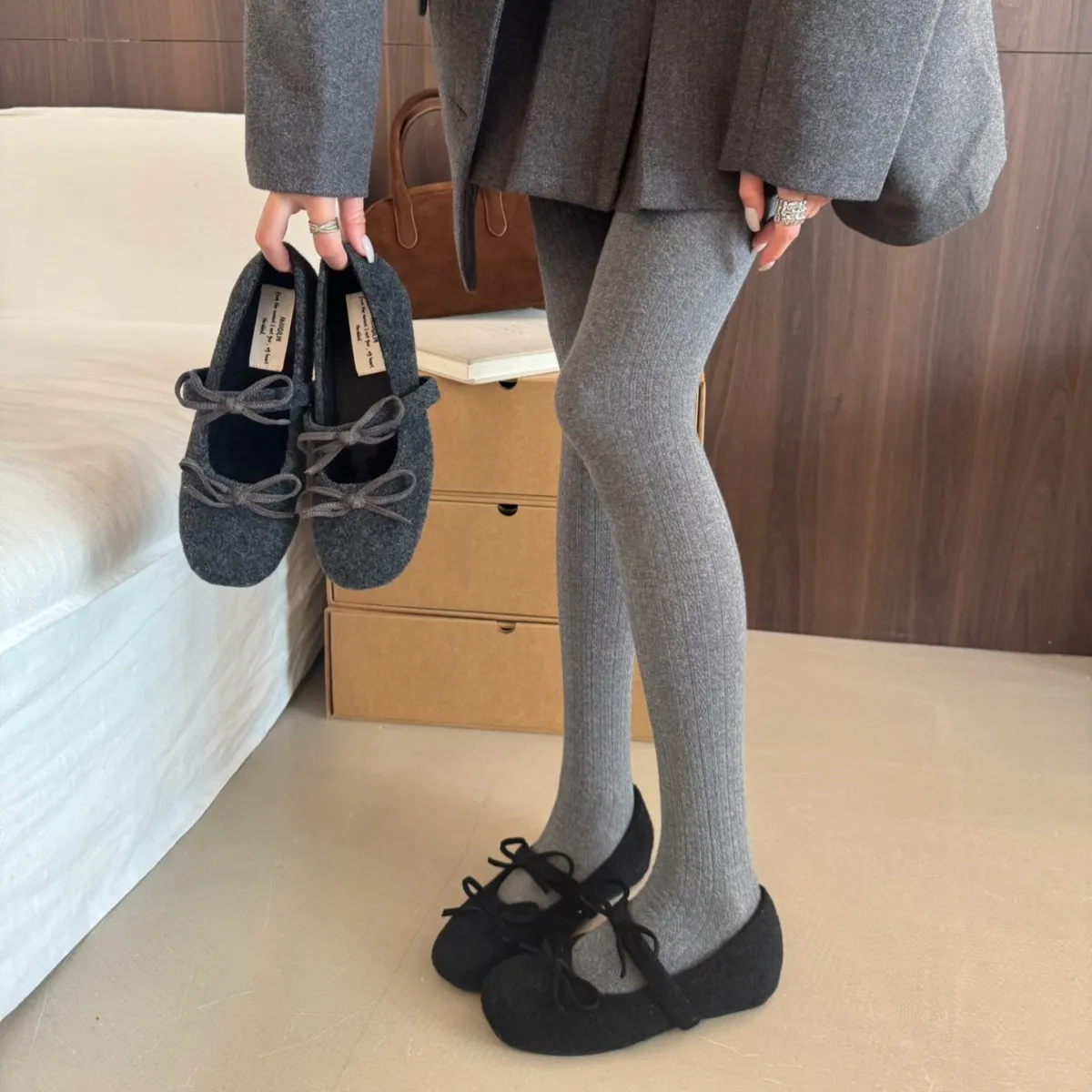 内增高灰色加绒毛毛鞋时尚格蕾系穿搭网红博主玛丽珍高跟加绒棉鞋