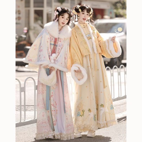 月槿姬原创【旋转木马  南瓜派对】齐胸套装斗篷唐制汉服女秋冬款