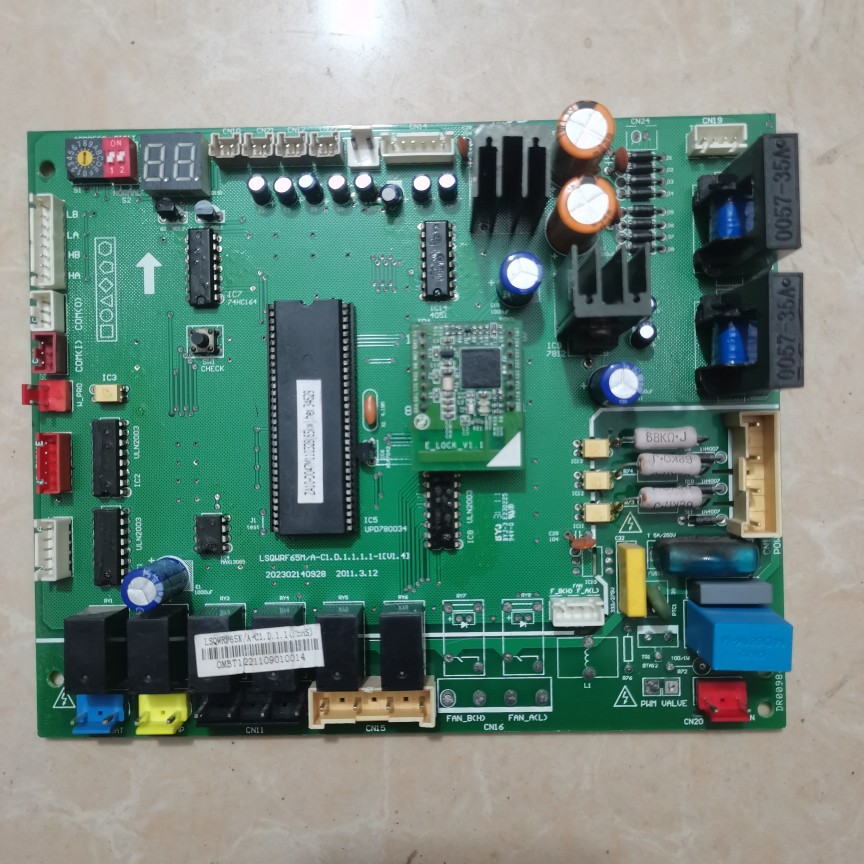 美的中央空调主板LSQWRF65M/A-C1.D.1.1风冷模块 202302140928